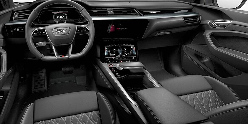 Audi e-tron 55 quattro Sportback  -  أودي إي-ترون 55 كواترو سبورت باك_4