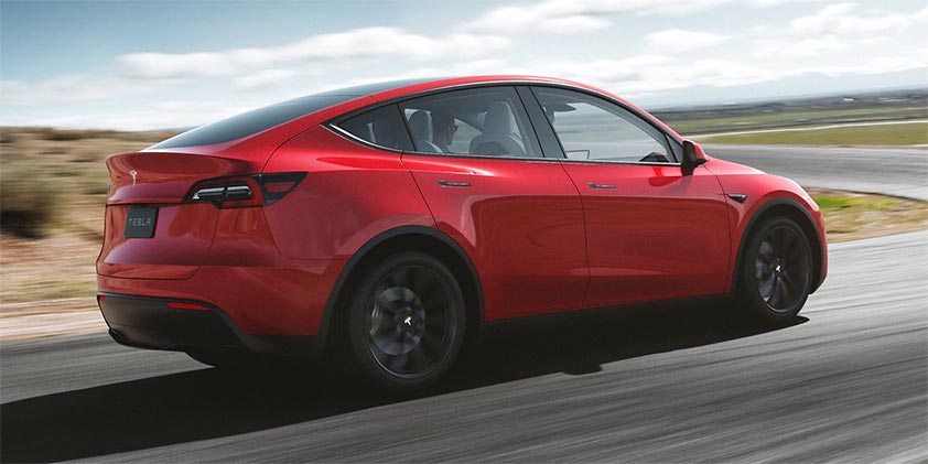 Tesla Model Y Performance  -  تيسلا موديل واي بيرفورمنس_3