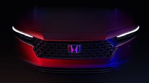 هوندا تكشف عن صور سيارتها Honda Accord 2023 التي ستطلقها الشهر القادم