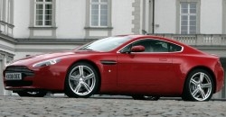 Aston Martin V8 Vantage 2010 