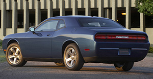 Dodge Challenger 2012_0