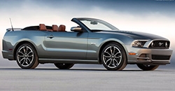 Ford Mustang Convertible 2013 
