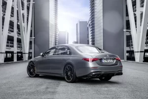 مرسيدس تكشف عن طراز S 63 E Performance من AMG بقوة تصل إلى 791 حصان_2