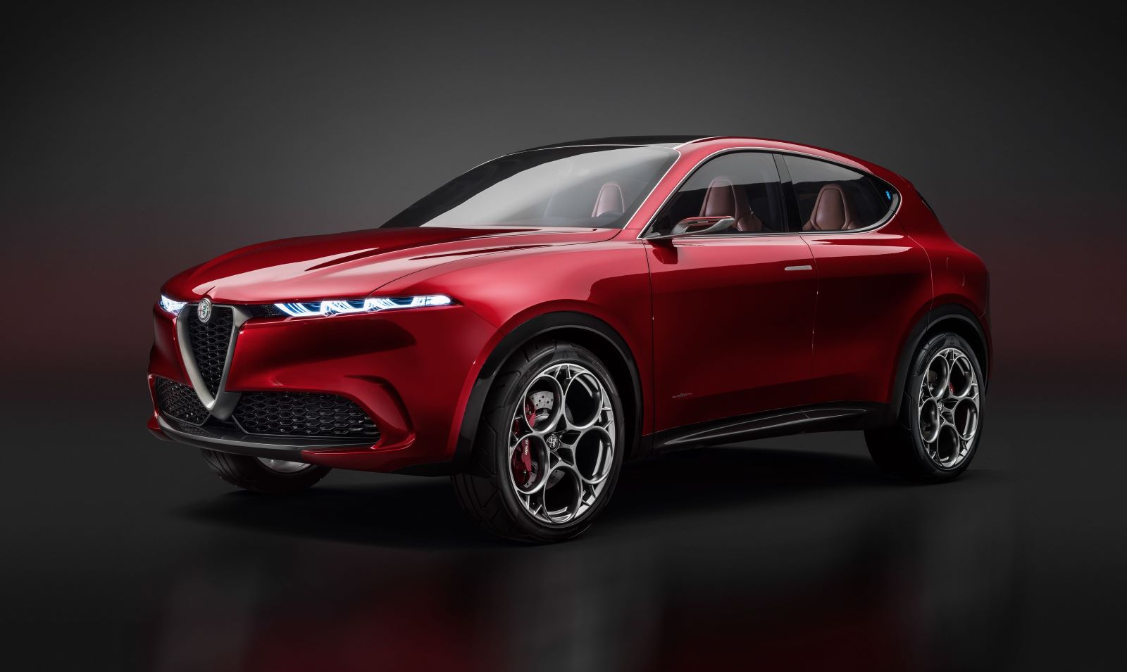 ألفاروميو تخطط لإطلاق SUV كهربائية لمنافسة BMW iX و مرسيدس EQS