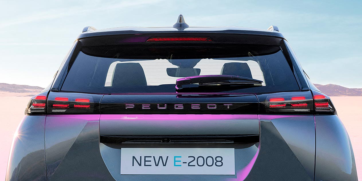 Peugeot e-2008 SUV_2