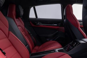 بورش تكشف عن سيارة بورش باناميرا 2024 بتصميم خارجي مجدد وتصميم داخلي جديد  ومحرك Turbo E-Hybrid القوي من فئة V8_15
