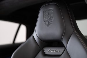 بورش تكشف عن سيارة بورش باناميرا 2024 بتصميم خارجي مجدد وتصميم داخلي جديد  ومحرك Turbo E-Hybrid القوي من فئة V8_7