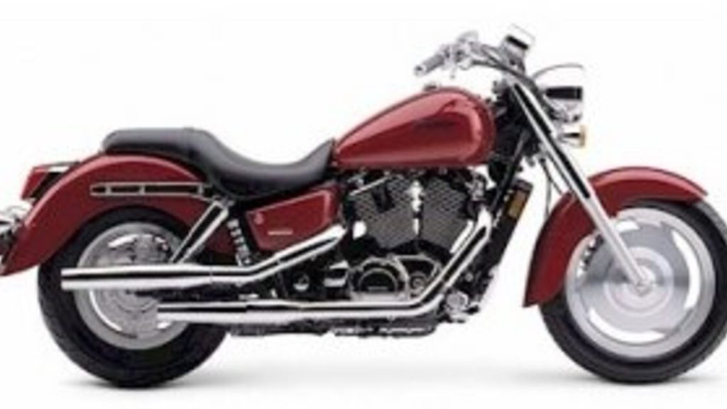 2004 Honda Shadow Sabre - 2004 هوندا شادو سابري