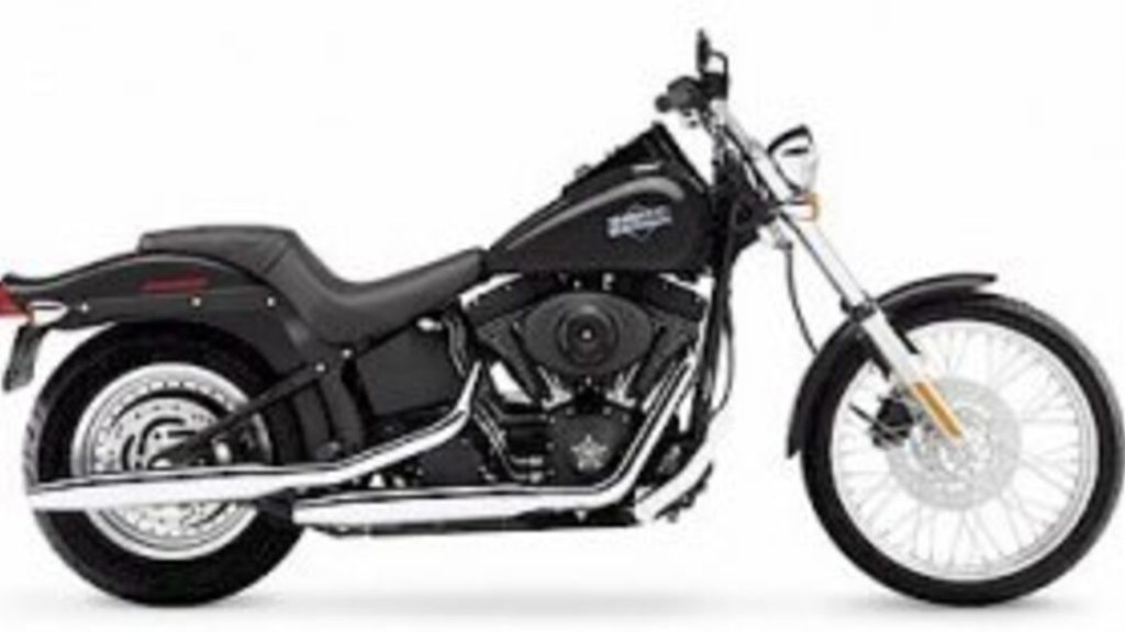 2005 HarleyDavidson Softail Night Train - 2005 هارلي ديفيدسون سوفتيل نايت ترين