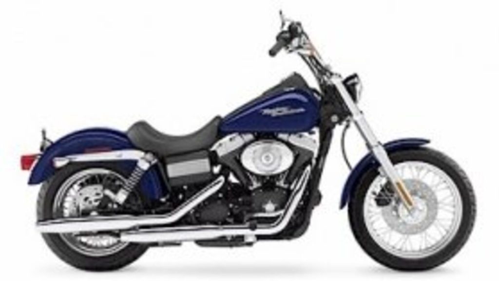 2006 HarleyDavidson Dyna Glide Street Bob - 2006 هارلي ديفيدسون دينا جلايد ستريت بوب