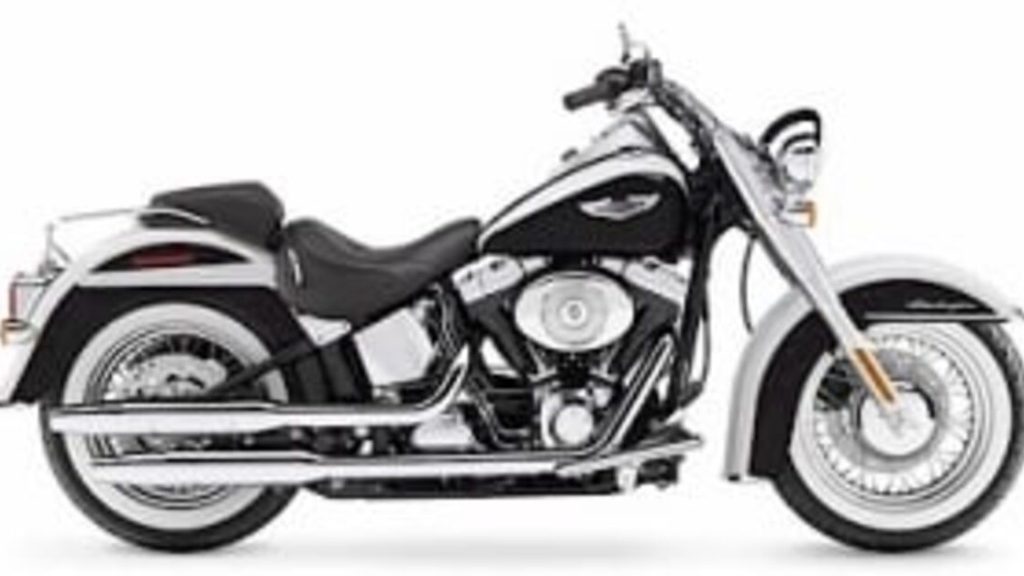 2006 HarleyDavidson Softail Deluxe - 2006 هارلي ديفيدسون سوفتيل ديلوكس