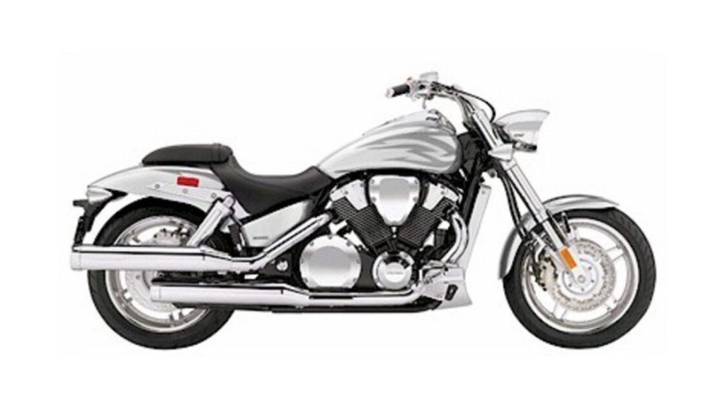 2006 Honda VTX 1800F Spec 3 - 2006 هوندا VTX 1800F سبيك 3