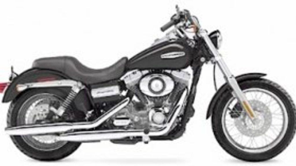 2007 HarleyDavidson Dyna Glide Super Glide Custom - 2007 هارلي ديفيدسون دينا جلايد سوبر جلايد كستم