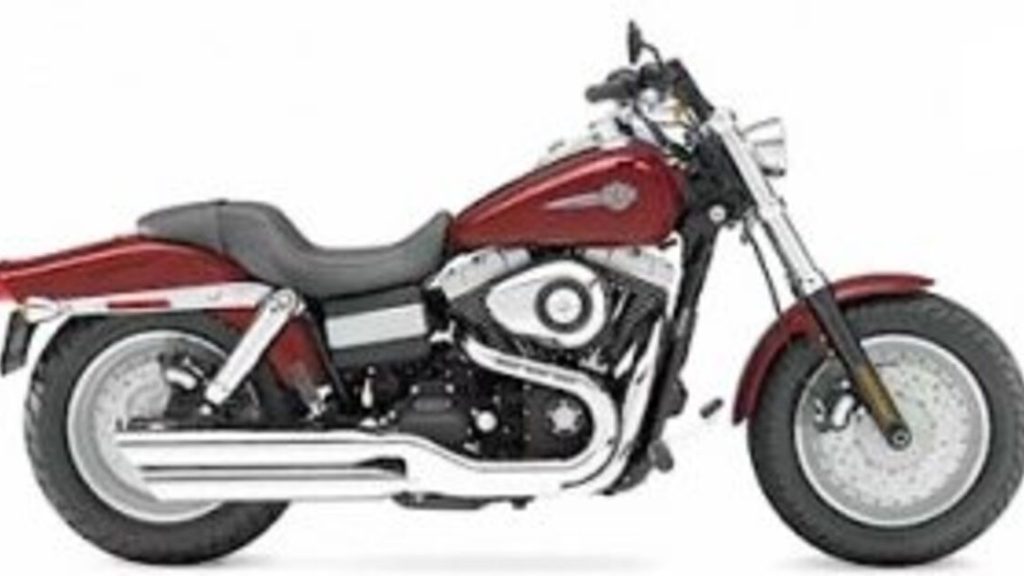 2008 HarleyDavidson Dyna Glide Fat Bob - 2008 هارلي ديفيدسون دينا جلايد فات بوب