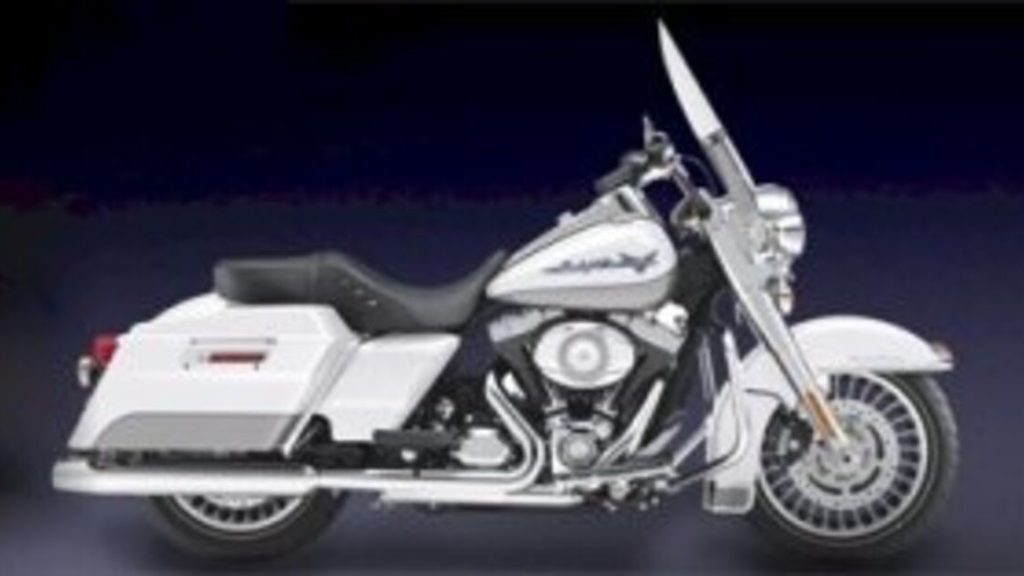 2009 HarleyDavidson Road King - 2009 هارلي ديفيدسون رود كينج