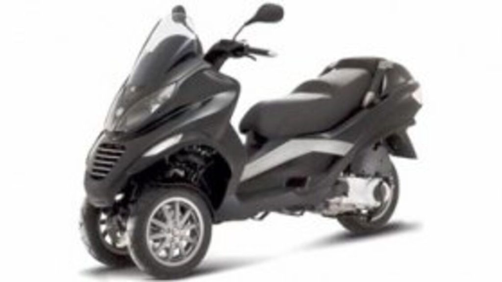 2009 Piaggio MP3 Three Wheeler 250 - 2009 بياجيو MP3 ثري ويلر 250