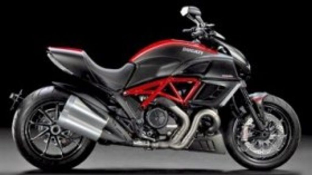 2011 Ducati Diavel Carbon - 2011 دوكاتي ديافل كاربون