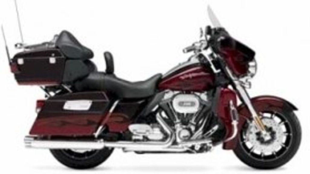 2011 HarleyDavidson Electra Glide CVO Ultra Classic - 2011 هارلي ديفيدسون اليكترا جلايد CVO الترا كلاسيك