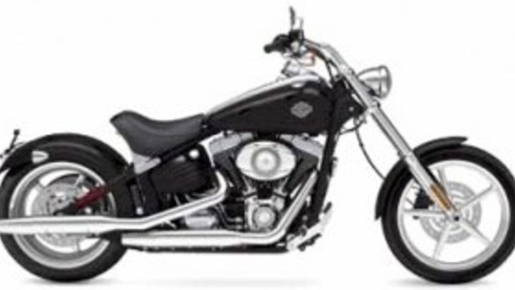 2011 HarleyDavidson Softail Rocker C - 2011 هارلي ديفيدسون سوفتيل روكر سي