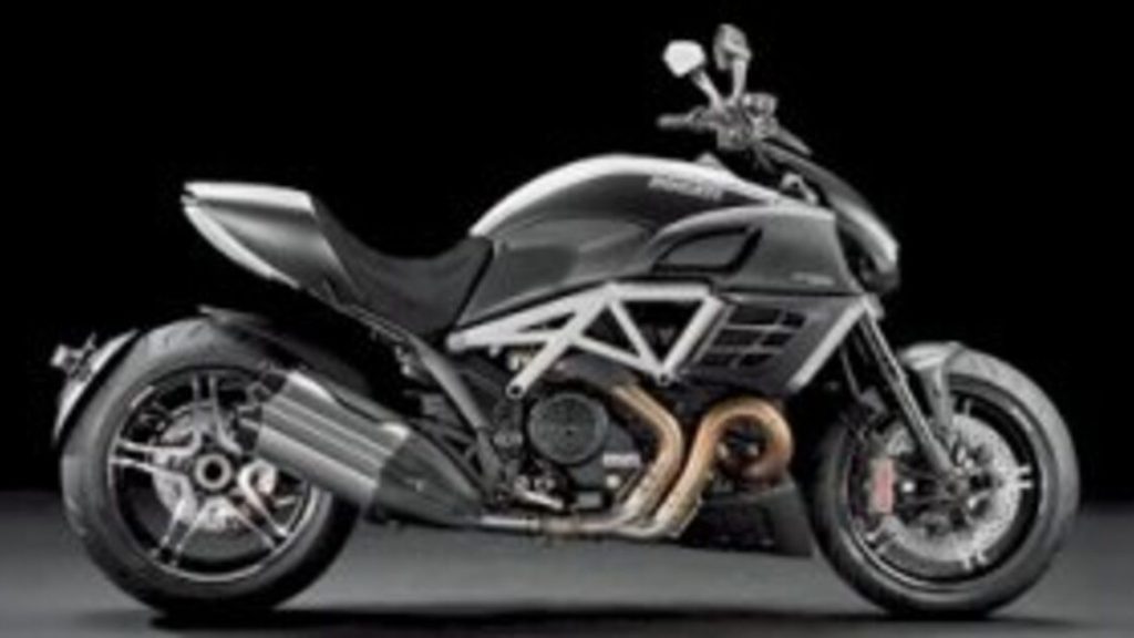 2012 Ducati Diavel AMG - 2012 دوكاتي ديافل AMG