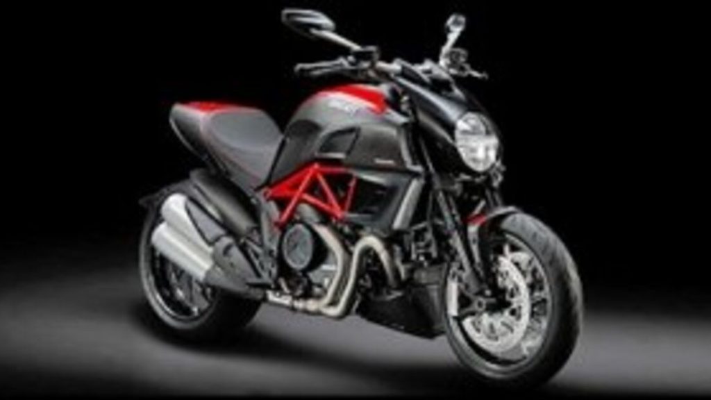 2013 Ducati Diavel Carbon - 2013 دوكاتي ديافل كاربون