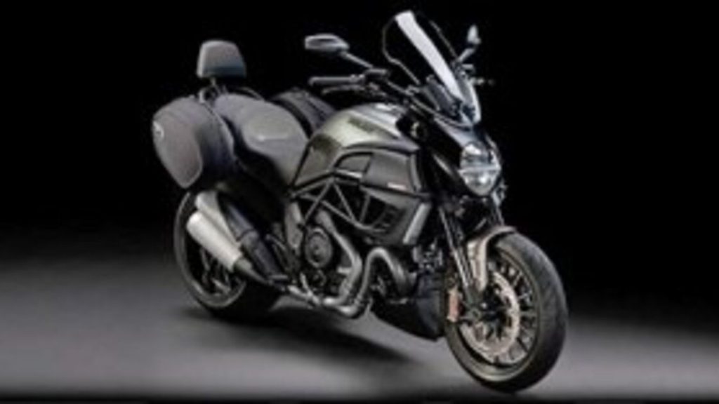 2013 Ducati Diavel Strada - 2013 دوكاتي ديافل سترادا