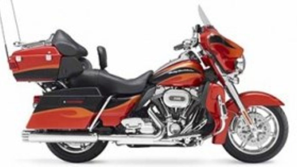 2013 HarleyDavidson Electra Glide CVO Ultra Classic - 2013 هارلي ديفيدسون اليكترا جلايد CVO الترا كلاسيك