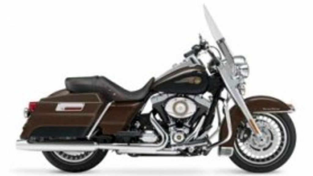 2013 HarleyDavidson Road King Base 110th Anniversary Edition - 2013 هارلي ديفيدسون رود كينج بيس 110th Anniversary اديشن