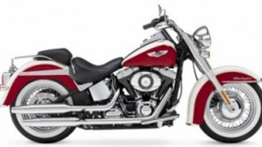 2013 HarleyDavidson Softail Deluxe - 2013 هارلي ديفيدسون سوفتيل ديلوكس