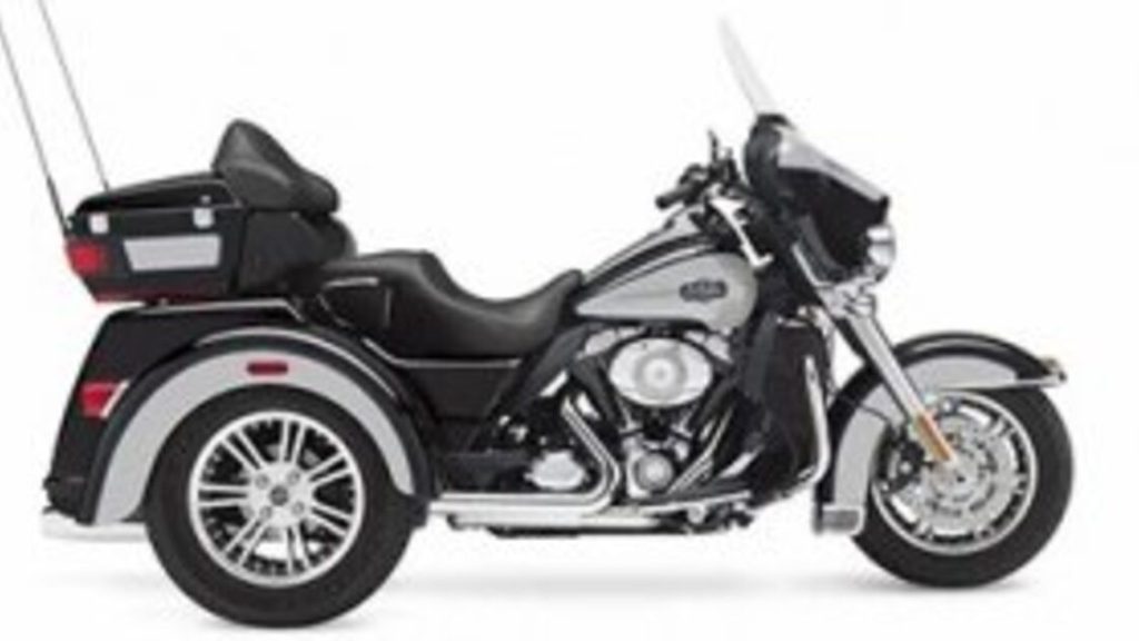 2013 HarleyDavidson Trike Tri Glide Ultra Classic - 2013 هارلي ديفيدسون ترايك تراي جلايد الترا كلاسيك