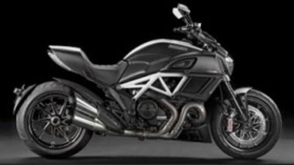 2015 Ducati Diavel Carbon - 2015 دوكاتي ديافل كاربون