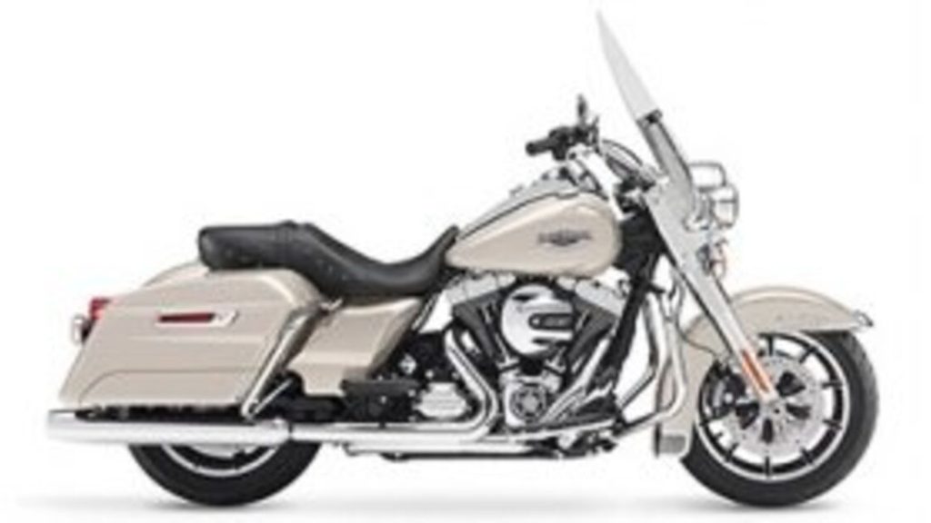 2015 HarleyDavidson Road King - 2015 هارلي ديفيدسون رود كينج