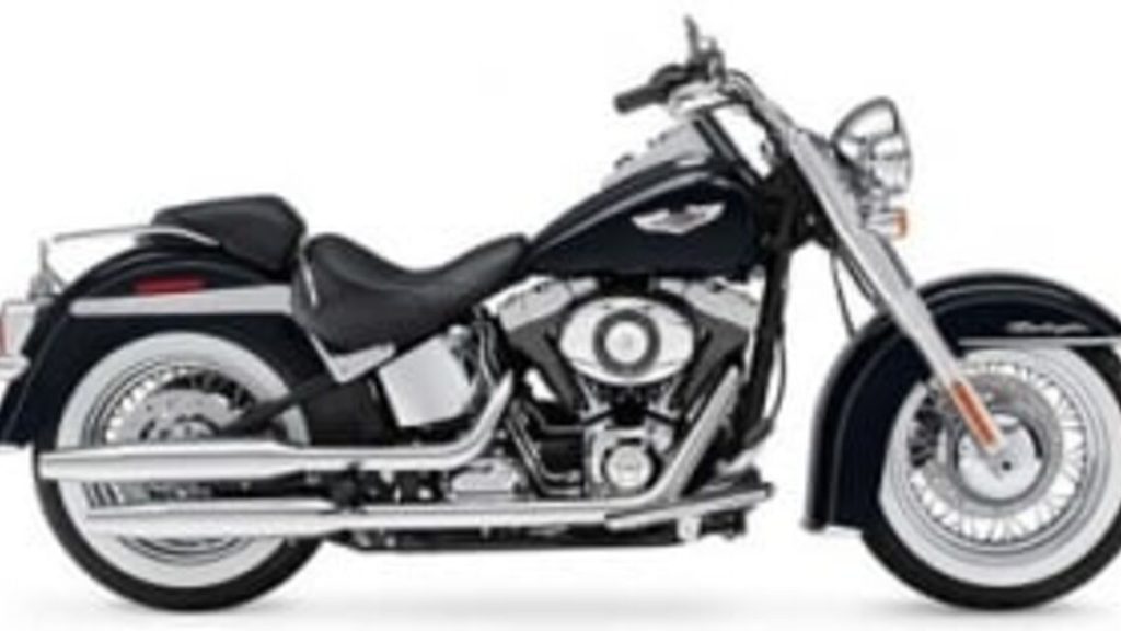 2015 HarleyDavidson Softail Deluxe - 2015 هارلي ديفيدسون سوفتيل ديلوكس