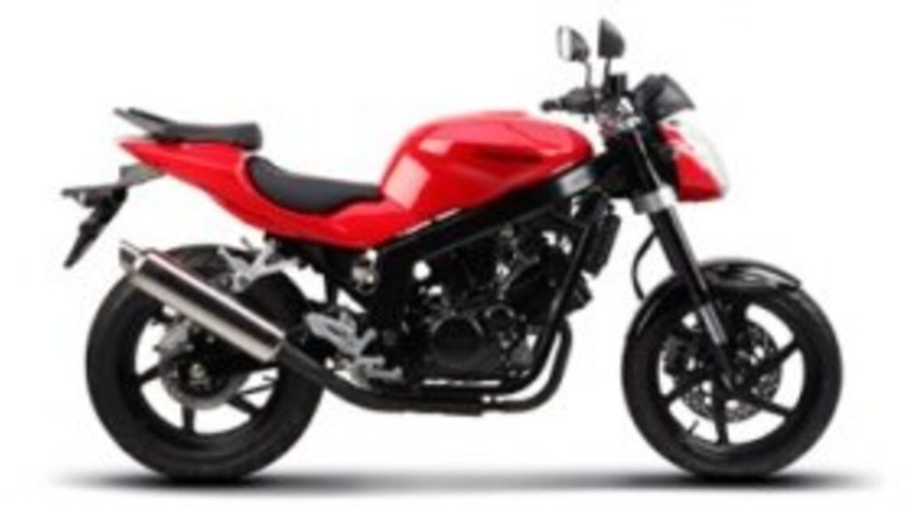 2015 Hyosung GT 250 - 2015 هيو سونغ GT 250