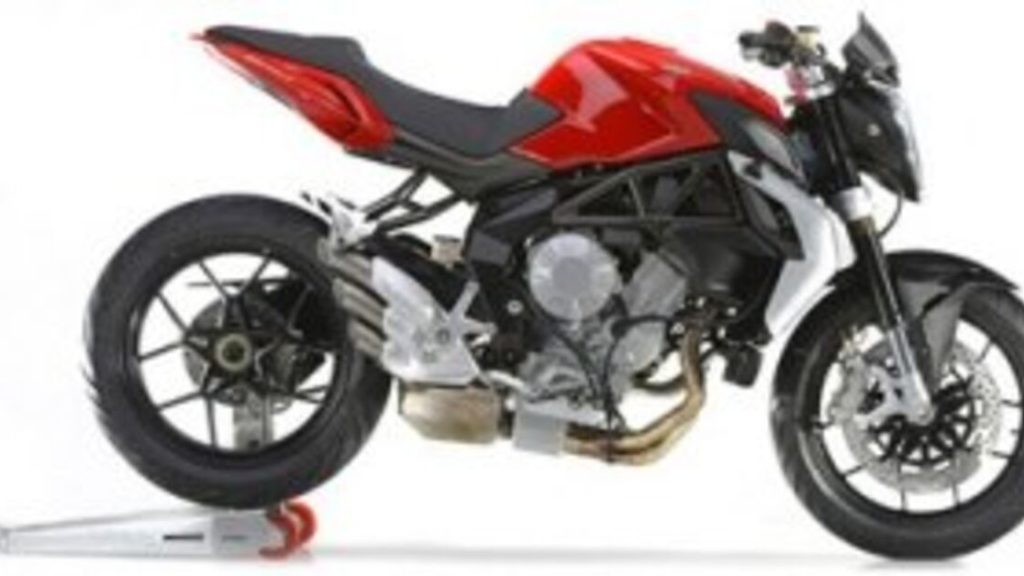 2015 MV Agusta Brutale 675 - 2015 إم في آغوستا بروتال 675