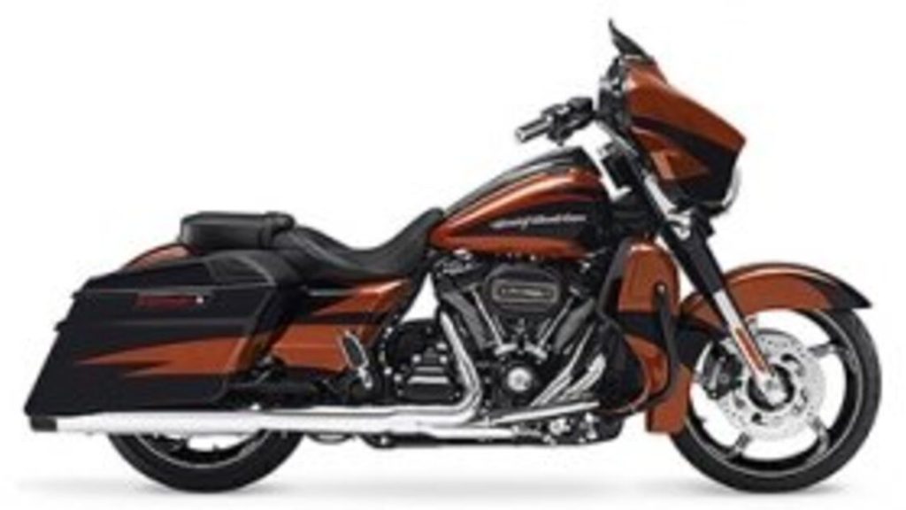 2017 HarleyDavidson Street Glide CVO Street Glide - 2017 هارلي ديفيدسون ستريت جلايد CVO ستريت جلايد