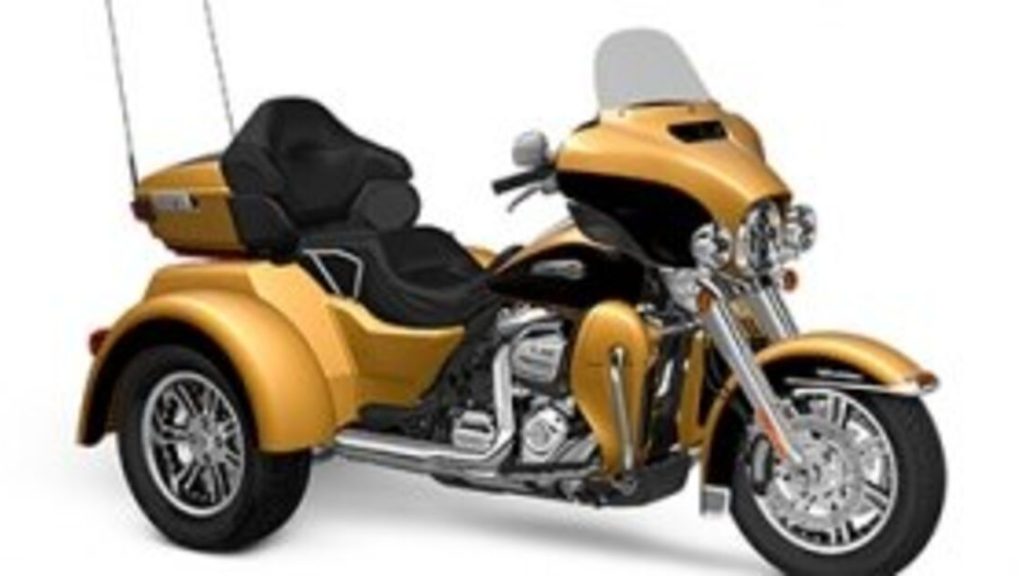 2017 HarleyDavidson Trike Tri Glide Ultra - 2017 هارلي ديفيدسون ترايك تراي جلايد الترا