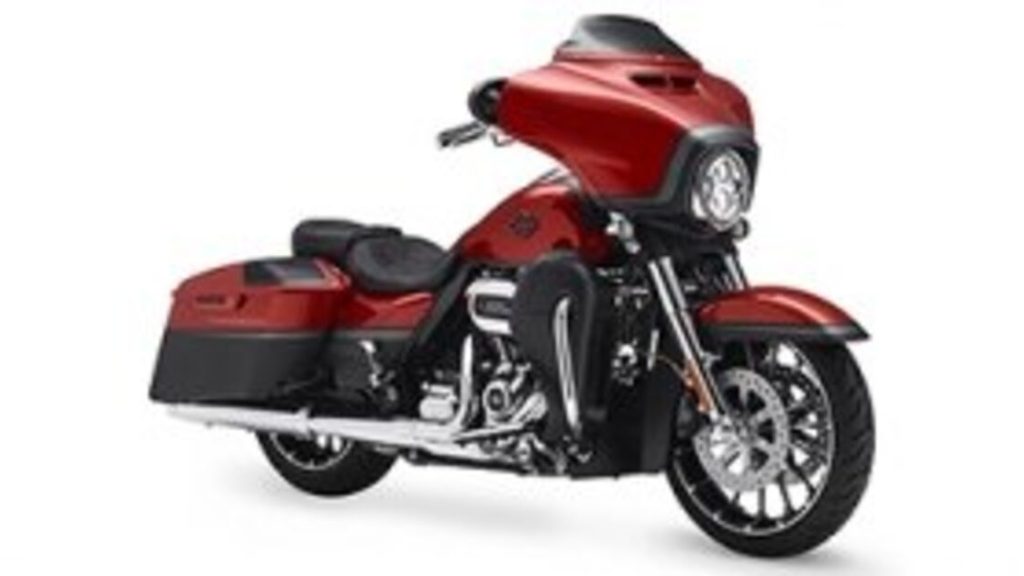 2018 HarleyDavidson Street Glide CVO Street Glide - 2018 هارلي ديفيدسون ستريت جلايد CVO ستريت جلايد