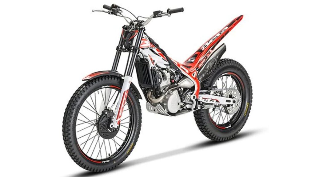 2021 BETA Evo 300 4Stroke - 2021 بيتا ايفو 300 4 أشواط