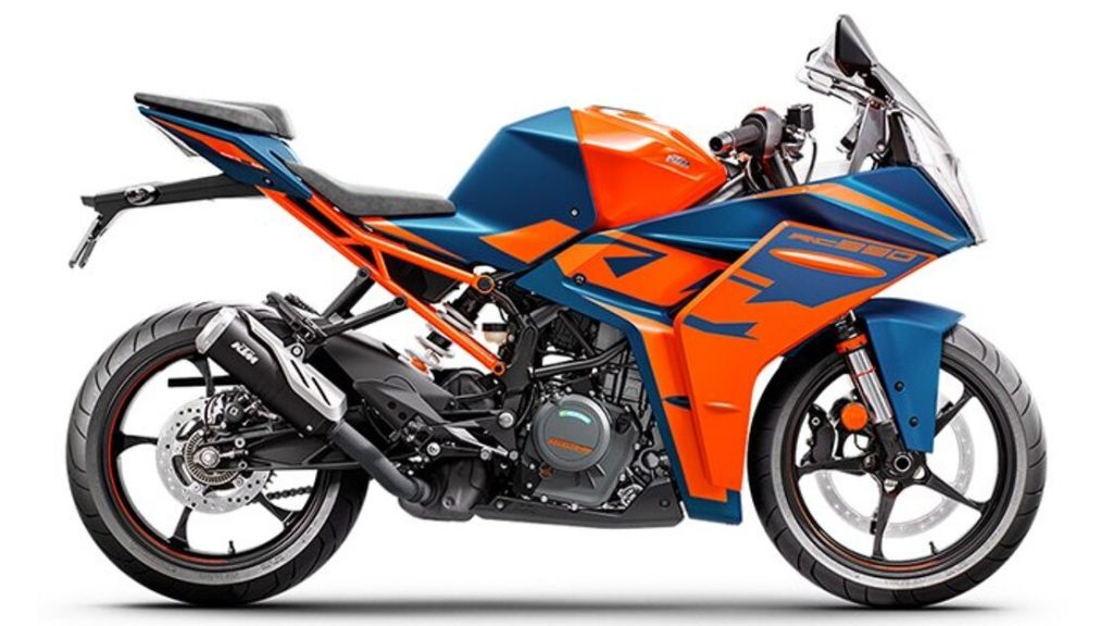 2022 KTM RC 390 - 2022 كي تي إم RC 390