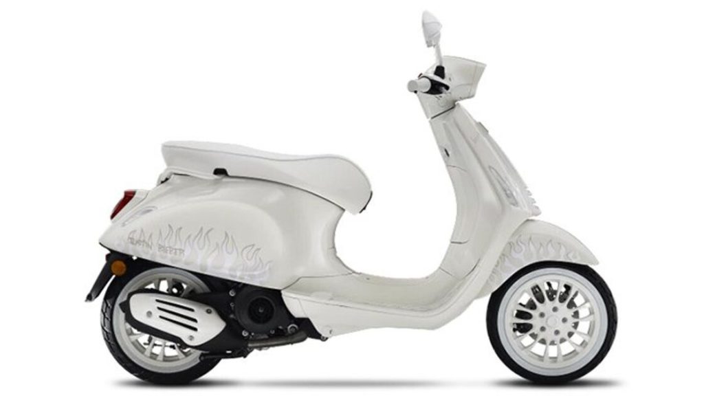 2022 Vespa Sprint 150 Justin Bieber X - 2022 فيسبا سبرينت 150 جاستين بيبر X