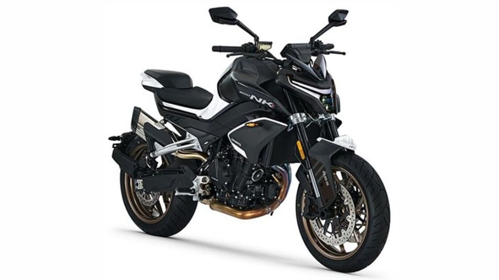 2024 CFMOTO NK 800 - 2024 سي إف موتو NK 800