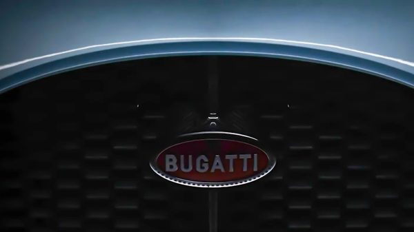 بوغاتي ستقوم  بإطلاق خليفة سيارة شيرون بمحرك V16 في 20 يونيو الجاري