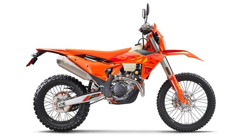 2025 KTM EXC 500 F Six Days - 2025 كي تي إم EXC 500 F Six Days