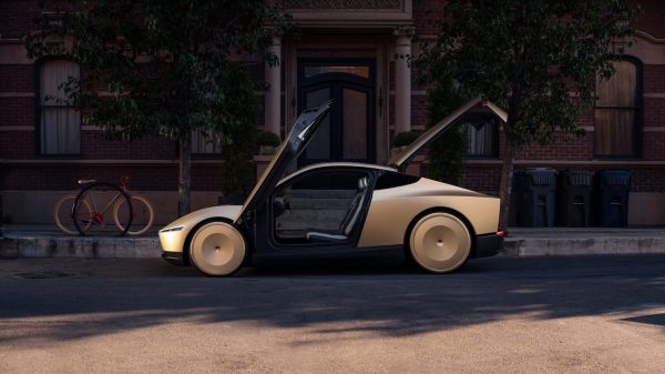 ايلون ماسك يؤكد أن Robotaxi التابعة لتسلا ستصل إلى المملكة العربية السعودية