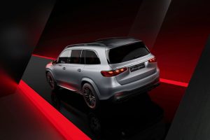 مرسيدس تكشف عن إصدار خاص من سيارتها الفاخرة AMG GLS بلمسات تصميمية خاصة وإنتاج محدود_1