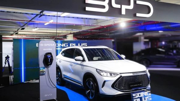 BYD توسع صالات عرض السيارات الكهربائية في المملكة العربية السعودية