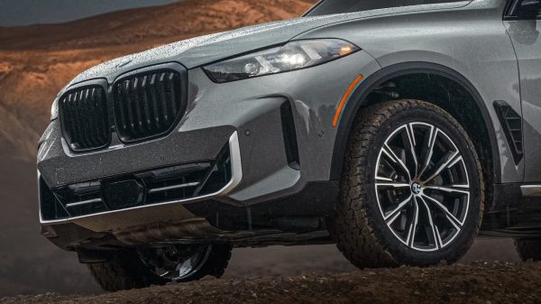 بي إم دبليو قد تتجه أخيرًا نحو منافسة مرسيدس G-Class بطراز فخم مخصص للطرق الوعرة