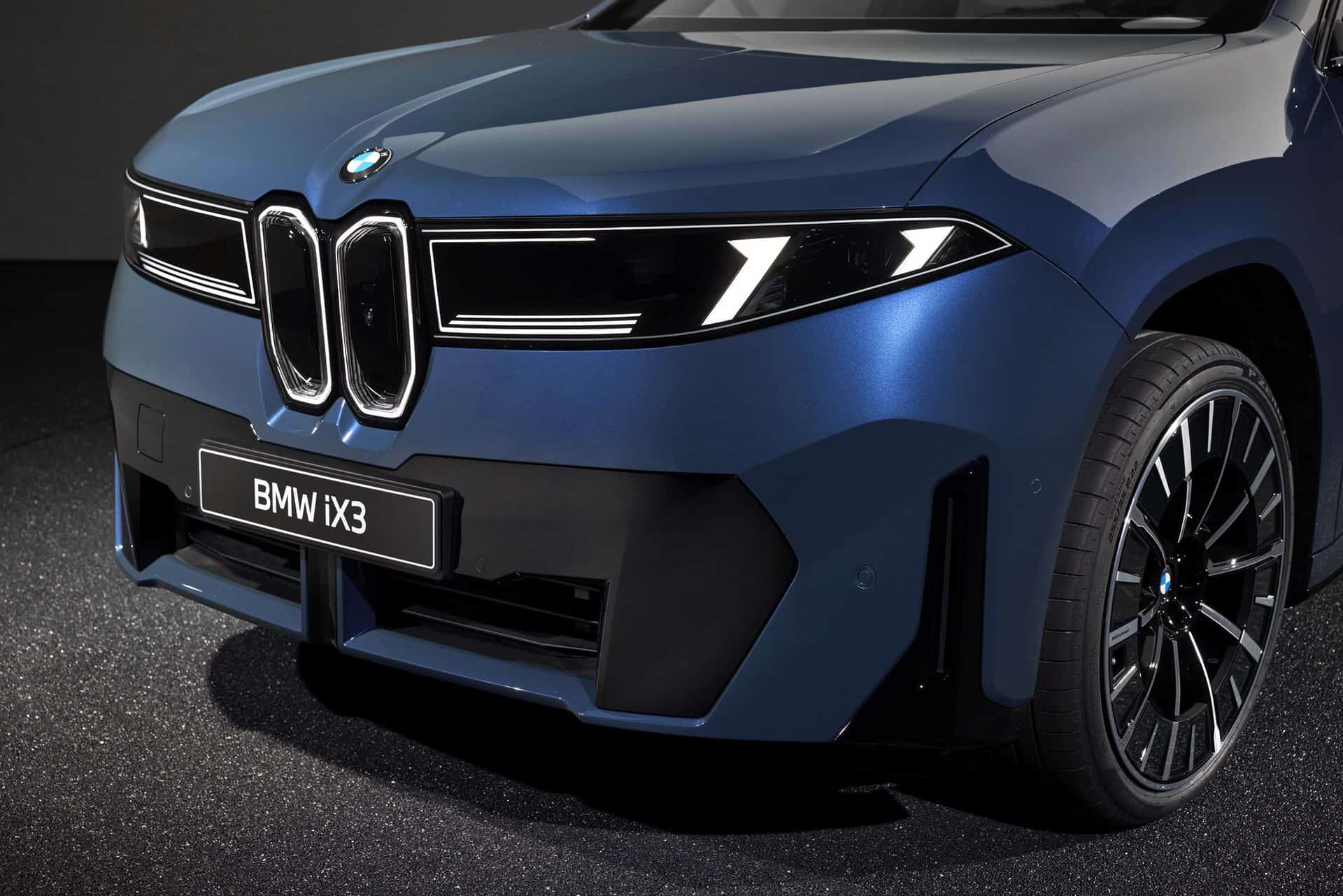 شائعات تفيد أن إنتاج سيارة BMW X3 M الكهربائية قد يبدأ في نوفمبر 2027