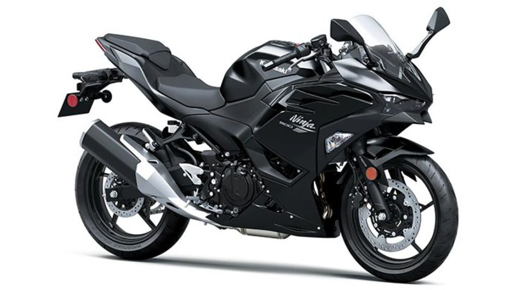 2026 Kawasaki Ninja 500 Base - 2026 كاواساكي نينجا 500 بيس
